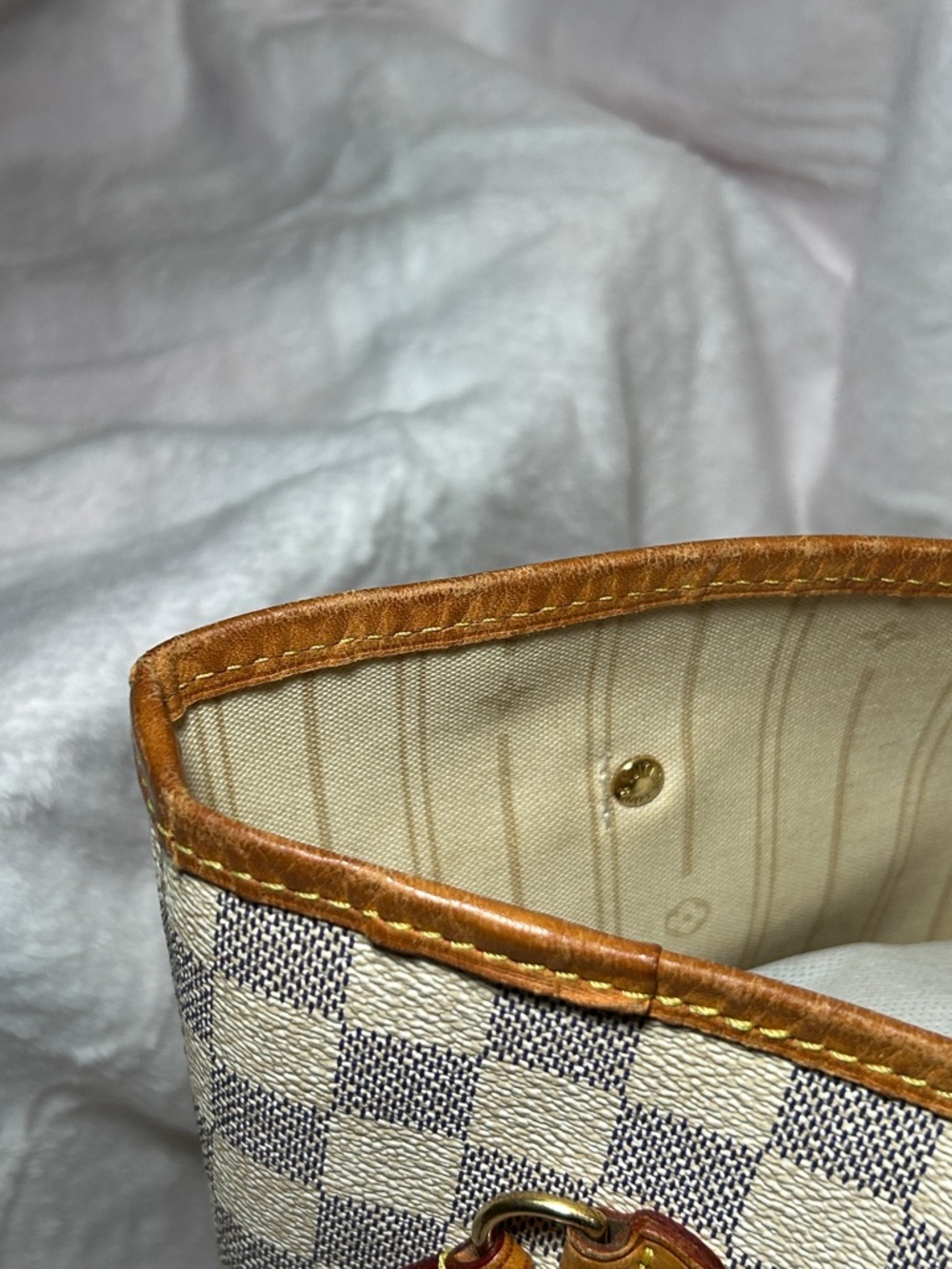 395. Louis Vuitton Damier Azur Canvas Neverful MM w/coa - Picture 7 of 15